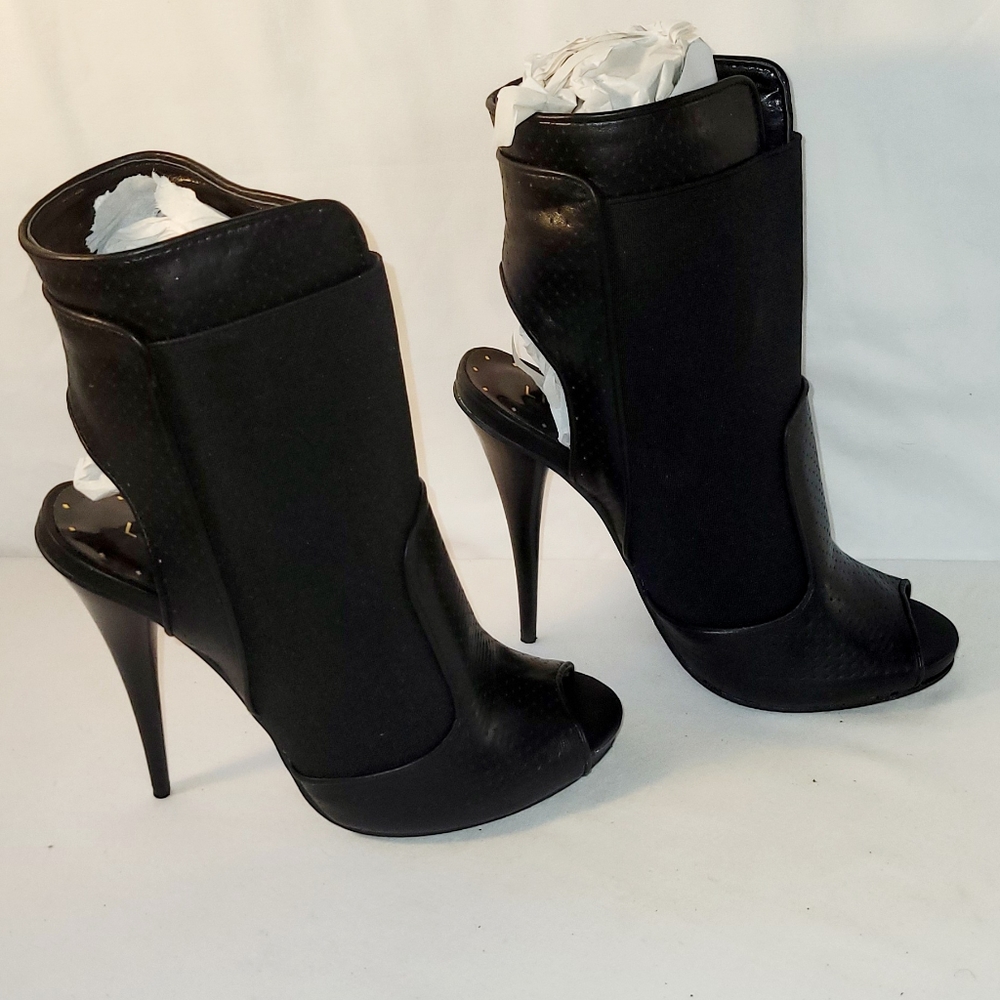 Open toe booties